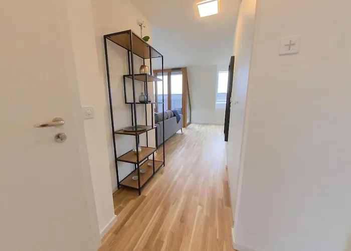 View Spacious 1-bed - Aer8-5f