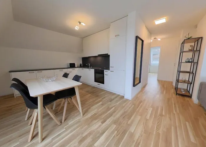 View Spacious 1-bed - Aer8-5f